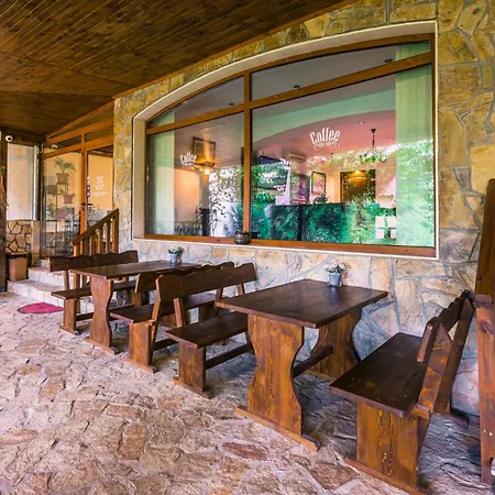 семеен къща тодорови Szálloda *